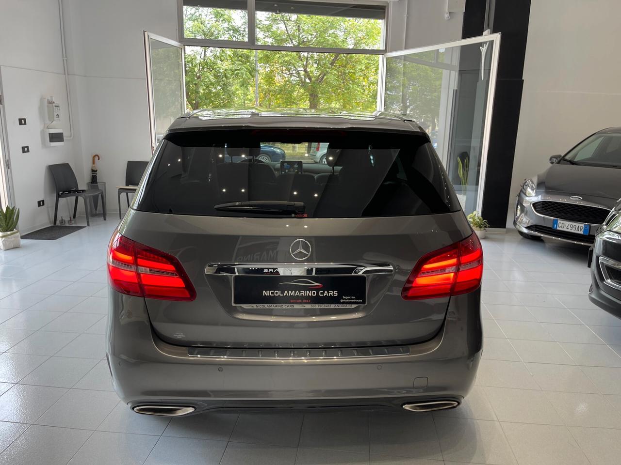 Mercedes-benz B 200D Auto. FULL AMG