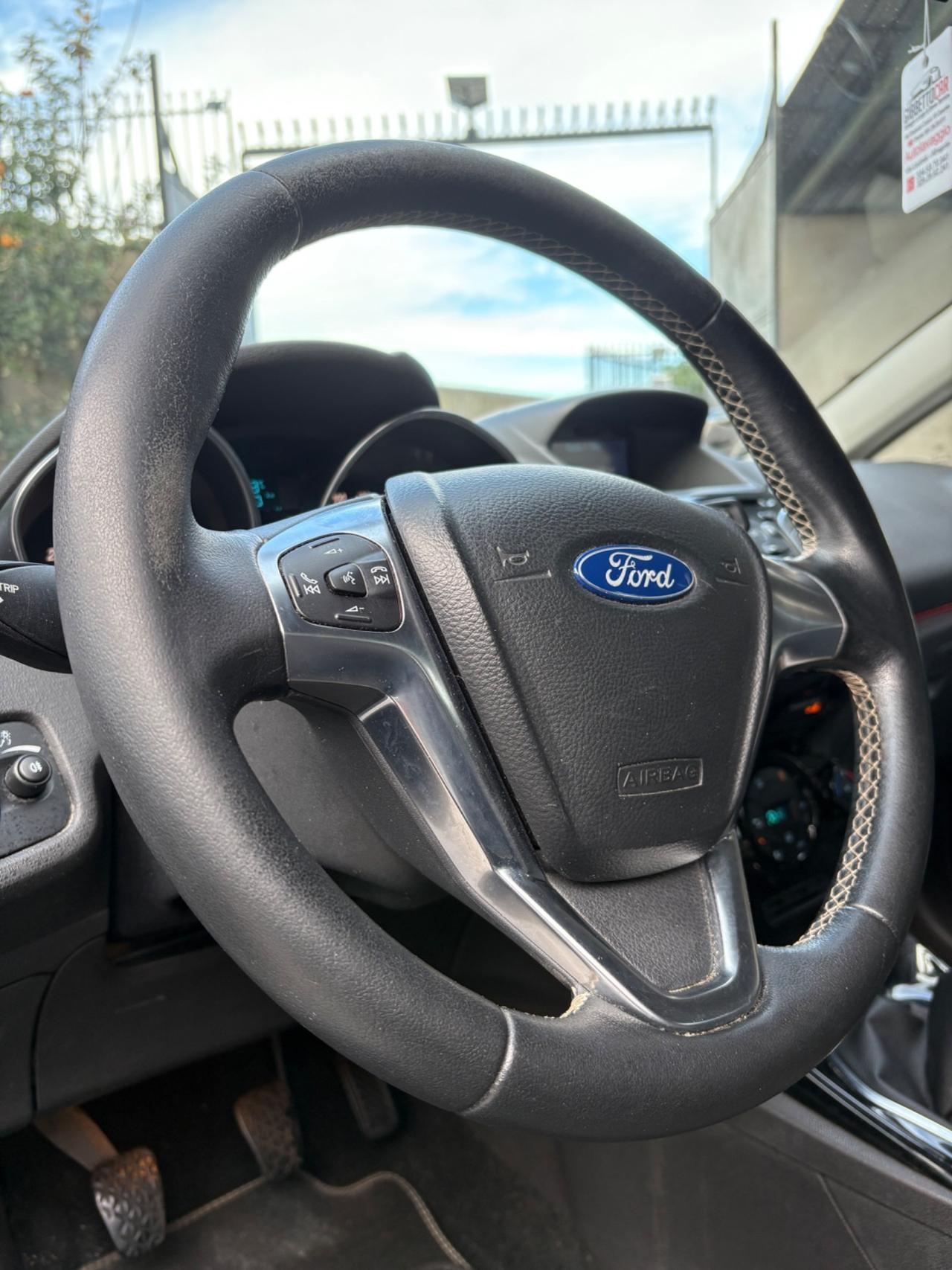 Ford Fiesta 1.4 benz/GPL navi xenon nuovissima