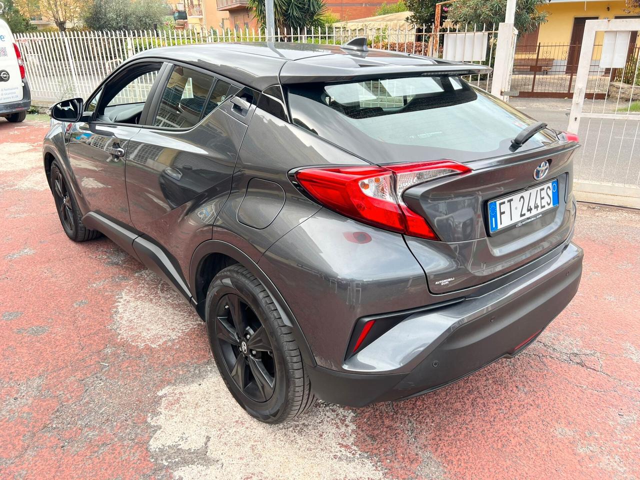 Toyota C-HR Hybrid *PRONTA CONSEGNA!