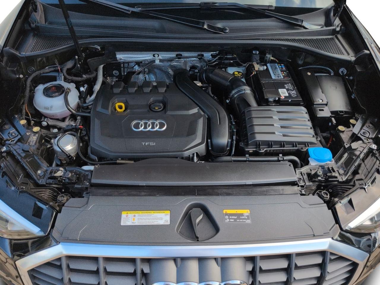 Audi Q3 35 TFSI Business Advanced