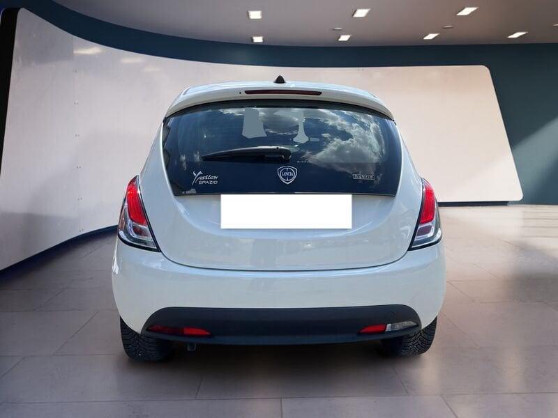 Lancia Ypsilon III 2021 1.0 hybrid Silver s&s 70cv