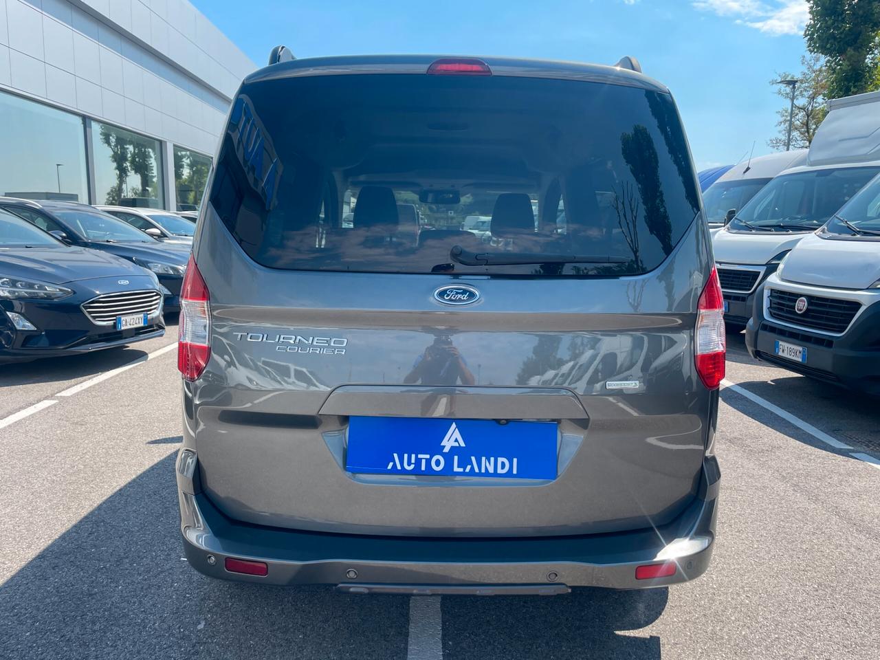 Ford Tourneo Courier 1.0 EcoBoost 100 CV Plus