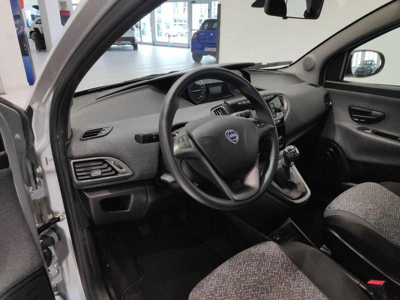 Lancia Ypsilon 0.9 TwinAir 70 CV 5 PORTE Metano Ecochic Elefantino Blu