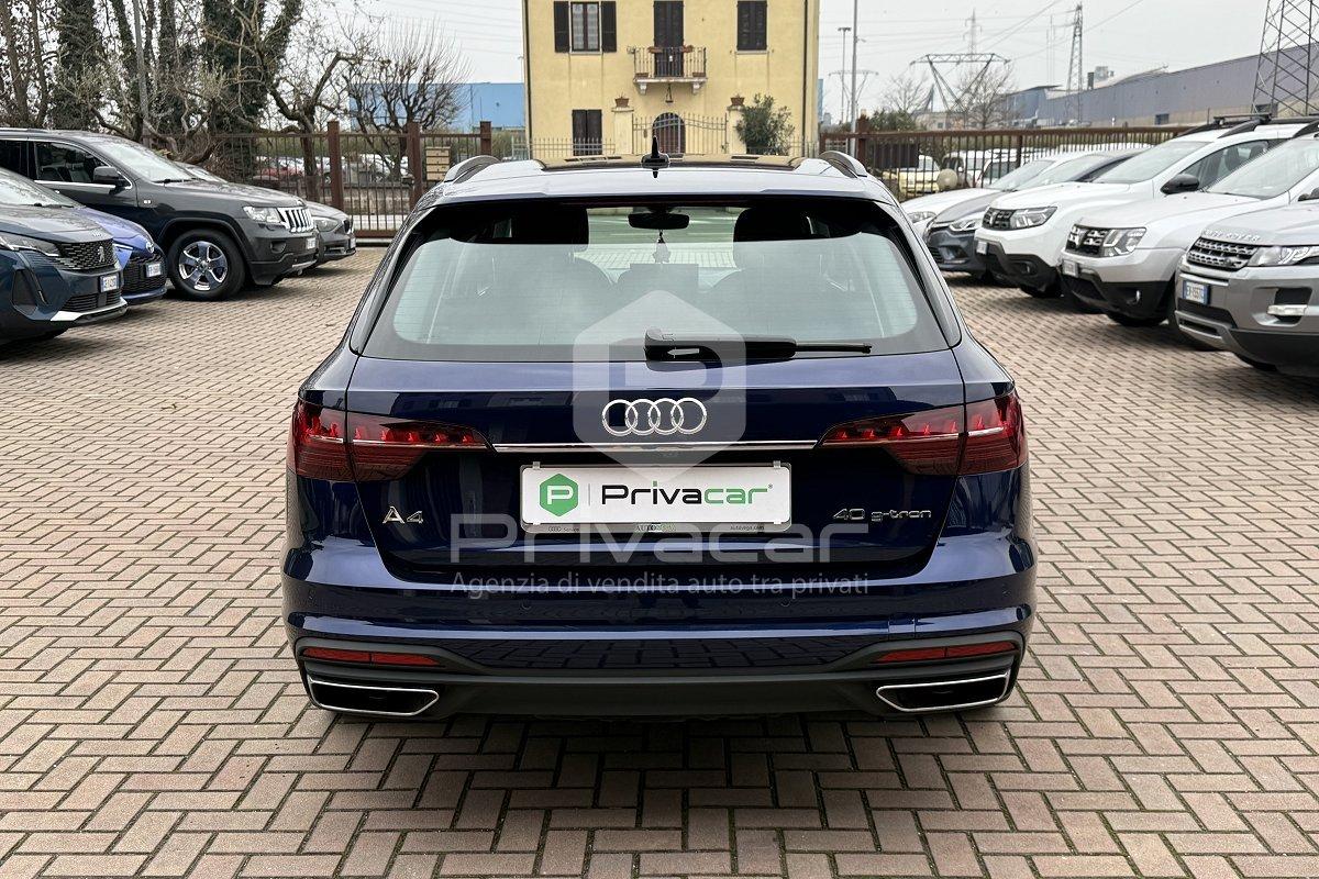 AUDI A4 Avant 40 g-tron S tronic Business Advanced