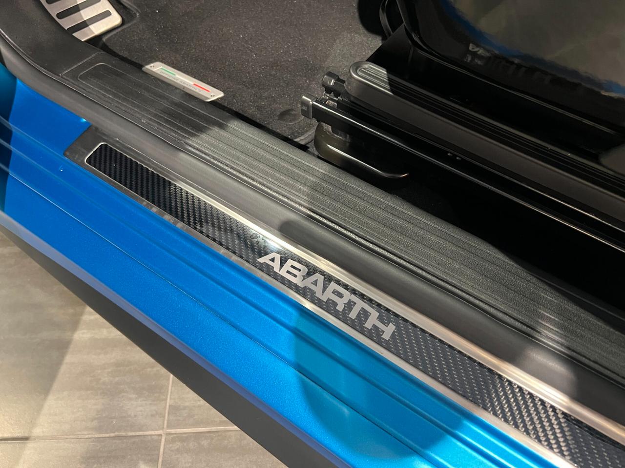 Abarth 595 1.4 T-Jet 180 CV Competizione