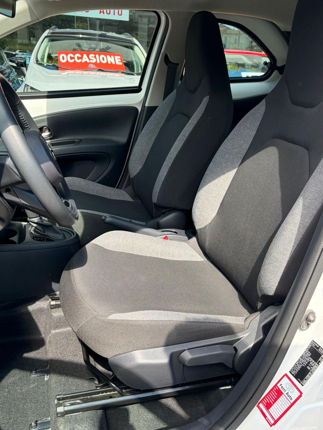 Toyota Aygo X 1.0 VVT-i 72 CV 5 porte Active S-CVT