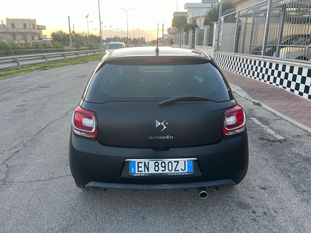 Ds DS3 DS 3 1.4 HDi 70 Just Black Unipro 2012