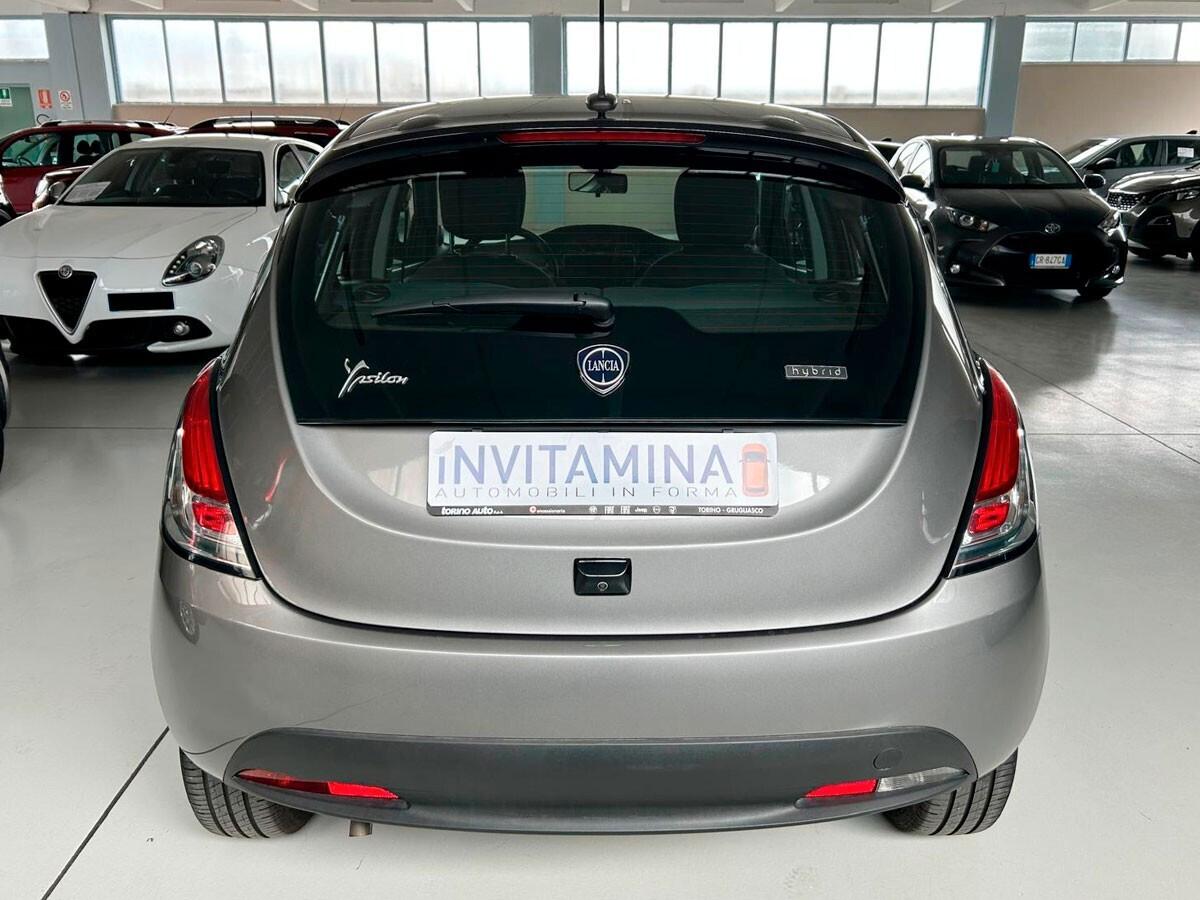 Lancia Ypsilon 1.0 FireFly 5 porte S&S Hybrid Ecochic Gold