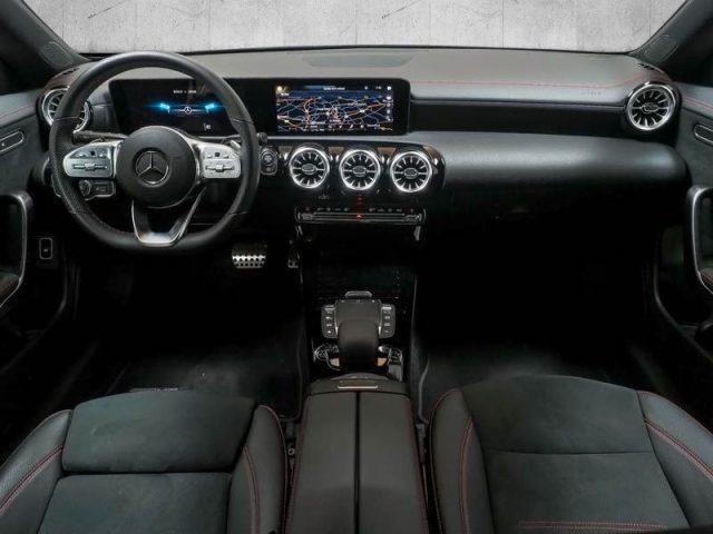 MERCEDES-BENZ CLA 220 d Automatic Premium