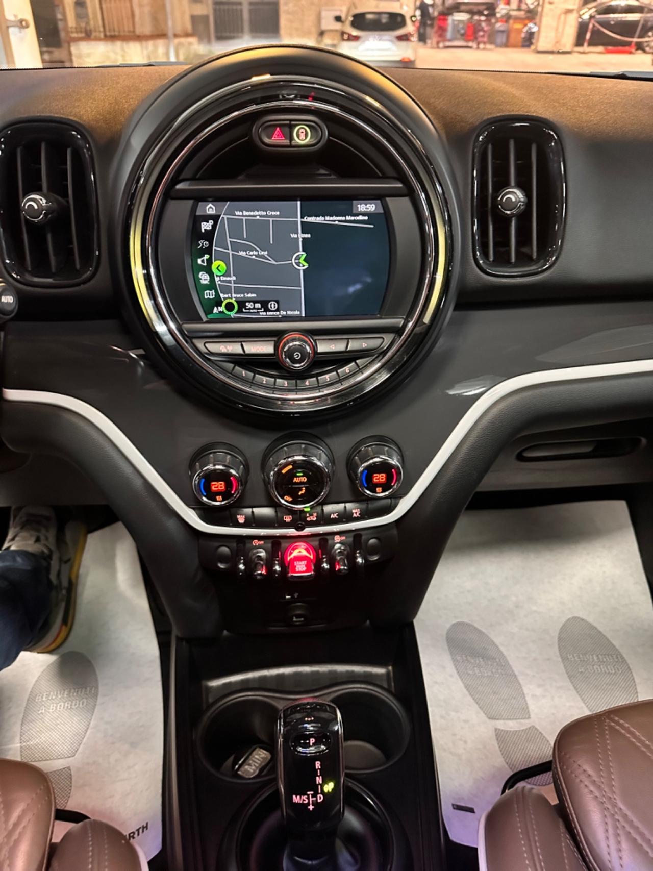 Mini Cooper SD Countryman 2.0 ALL4 Automatica