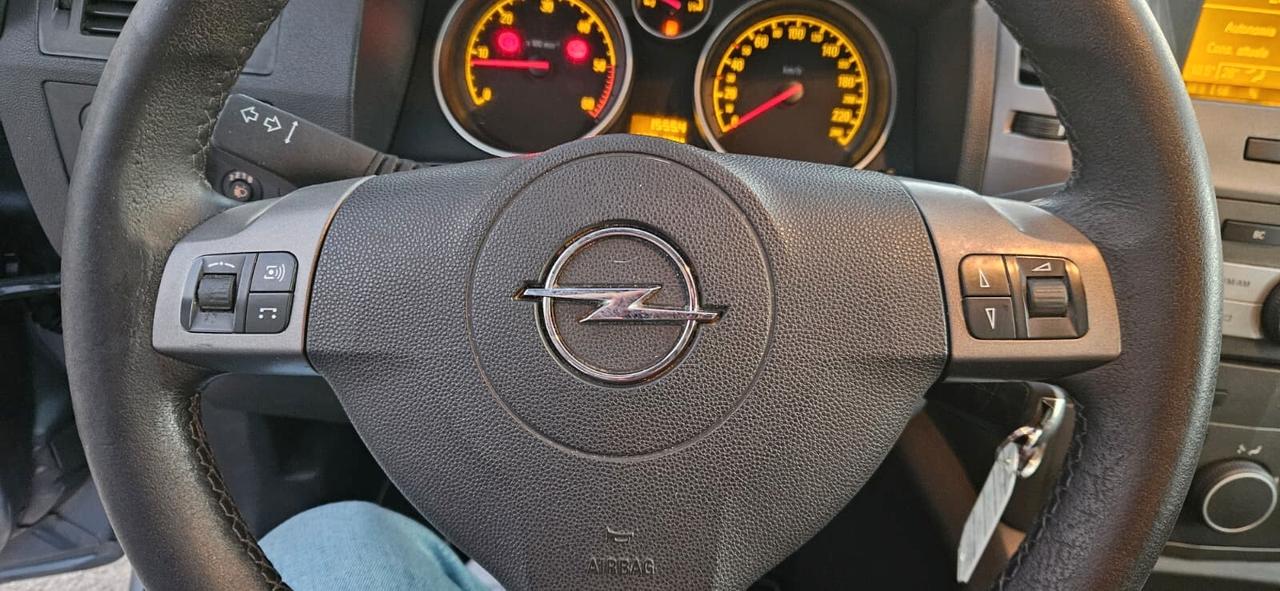 Opel Zafira 7 posti 1.9 CDTI 120CV Cosmo