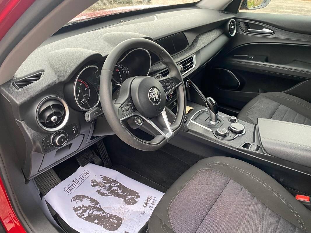 Alfa Romeo Stelvio 2.2 t Business Q4 190cv auto
