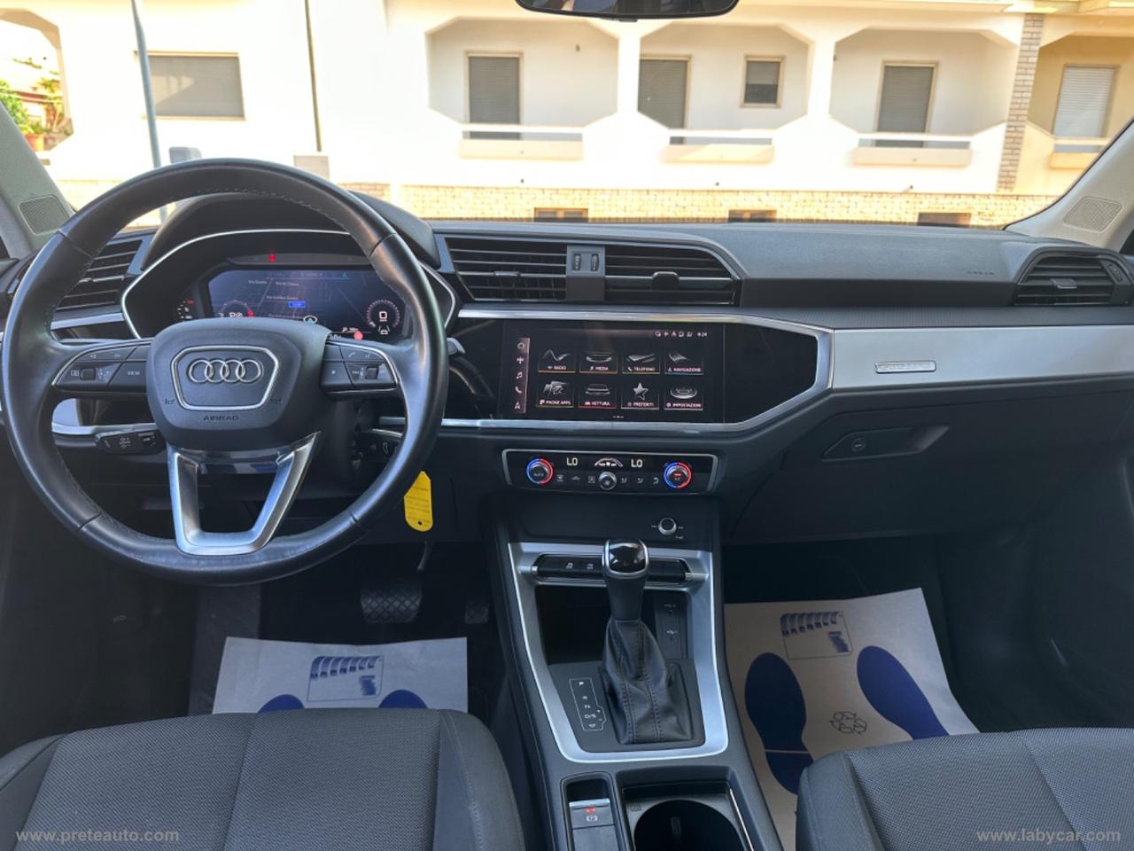 AUDI Q3 35 TDI S tronic Business
