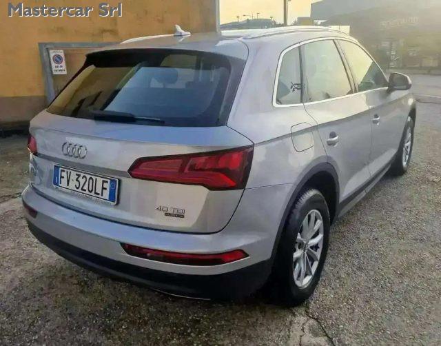 AUDI Q5 40 TDI quattro S tronic Business - FV320LF