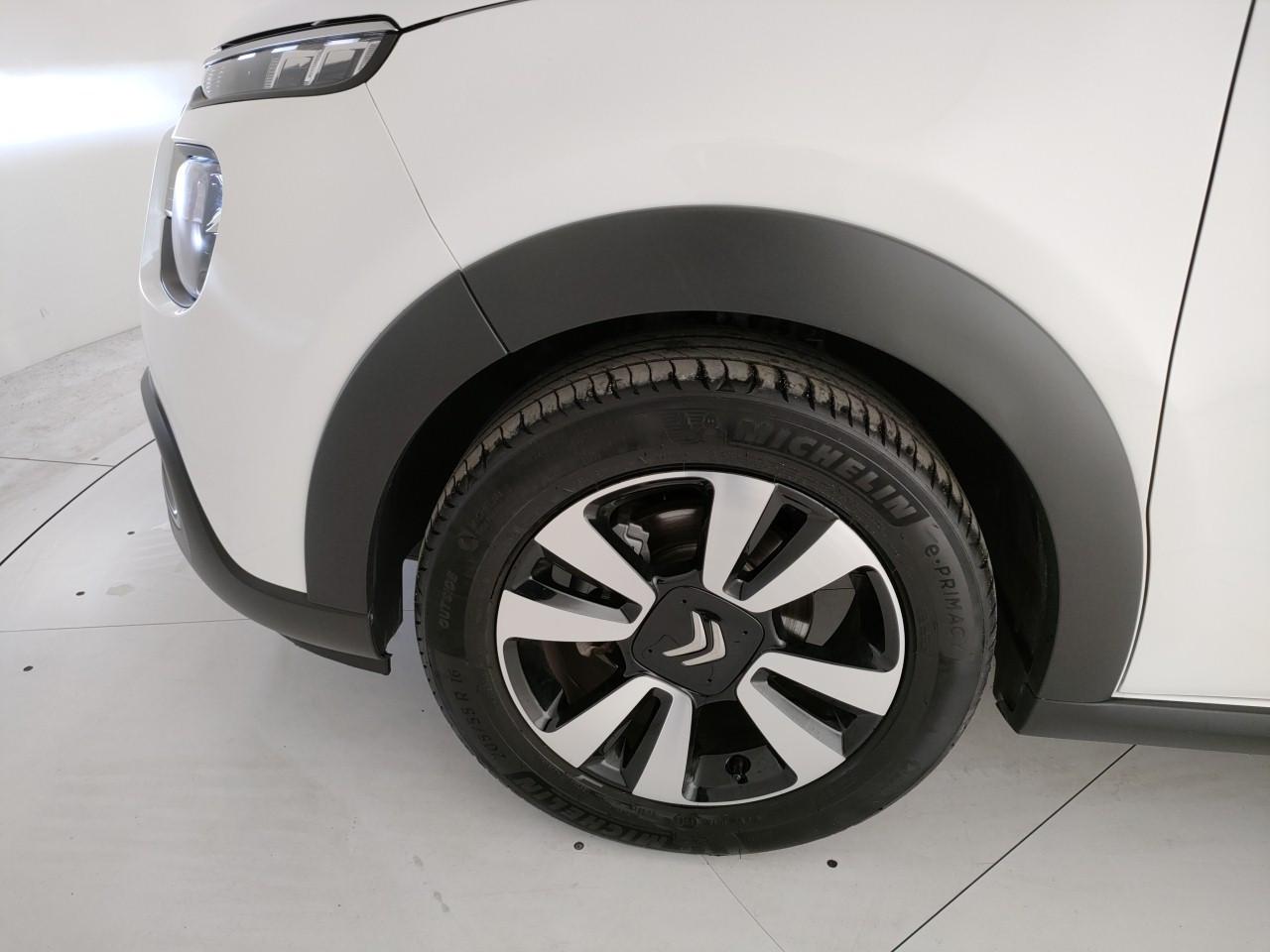 Citroen C3 1.2 puretech Shine s&s 83cv