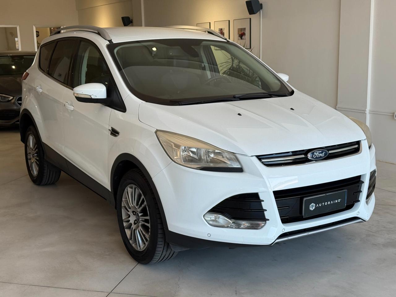 Ford Kuga 2.0 TDCI 140 CV 2WD Business