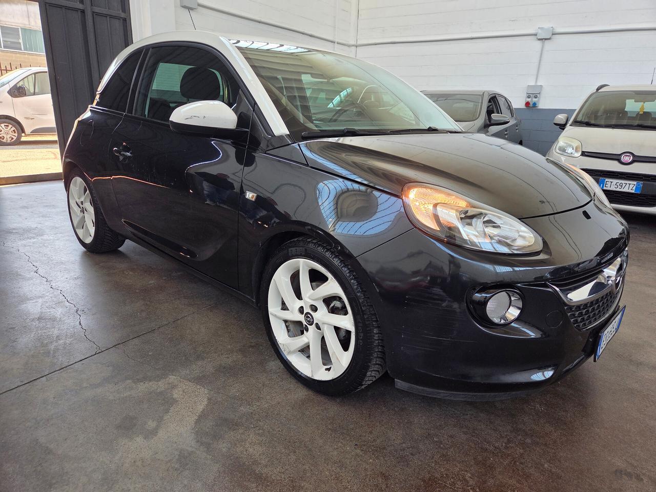 Opel Adam 1.2 70 CV
