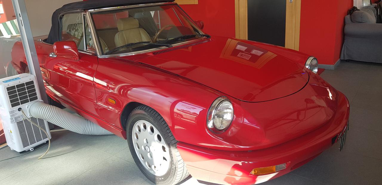 Alfa Romeo Spider 2.0i