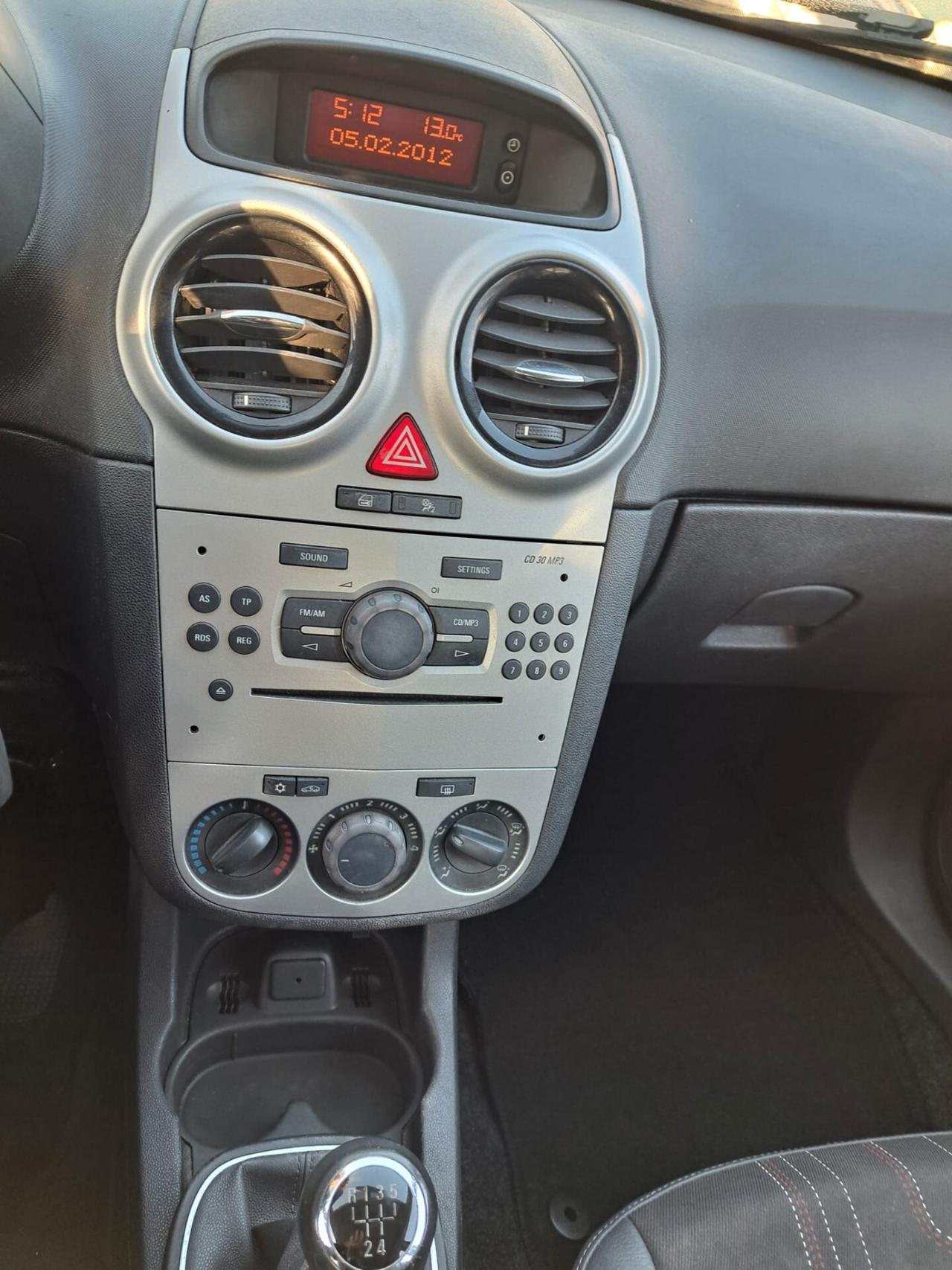 Opel Corsa 1.2 5 porte Elective