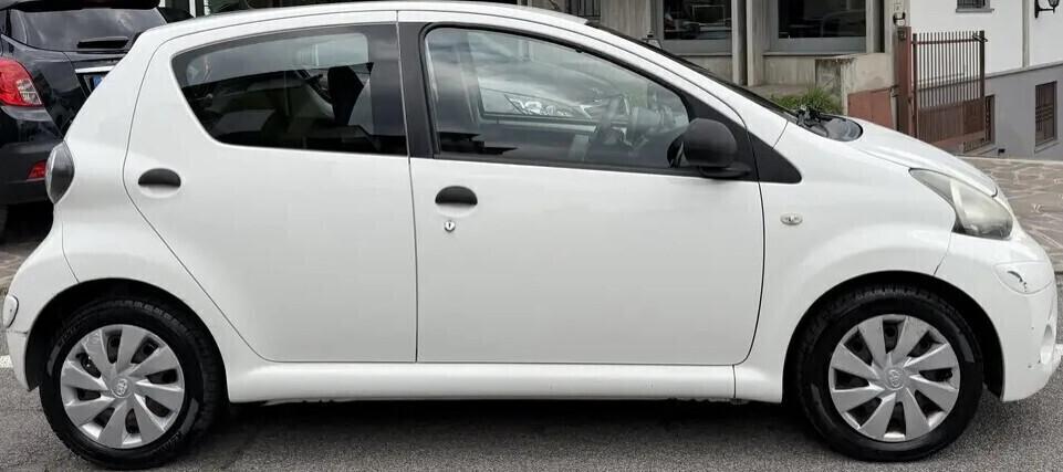 Toyota Aygo 1.0 5 porte