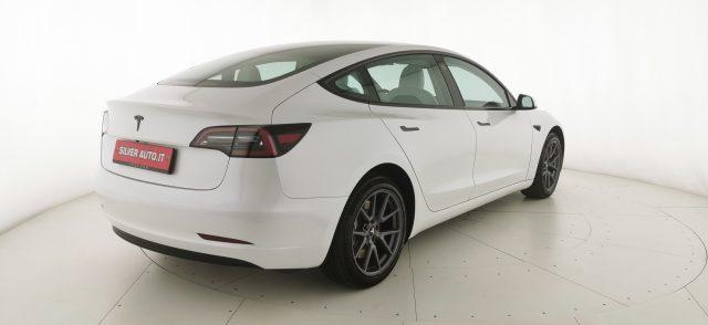 TESLA Model 3 RWD