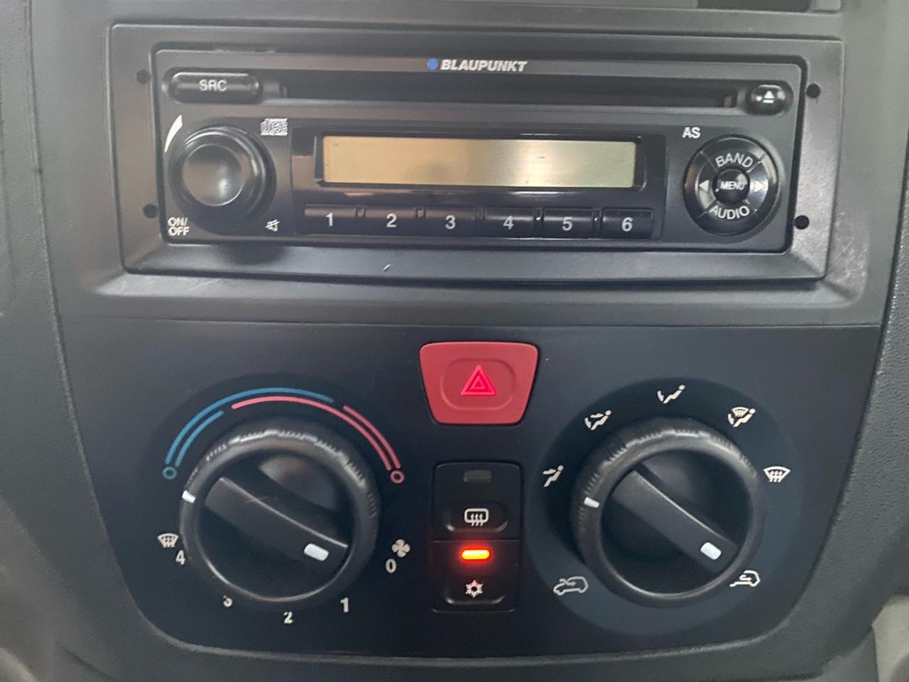 Fiat Idea 1.4 BENZINA NEOPATENTATI