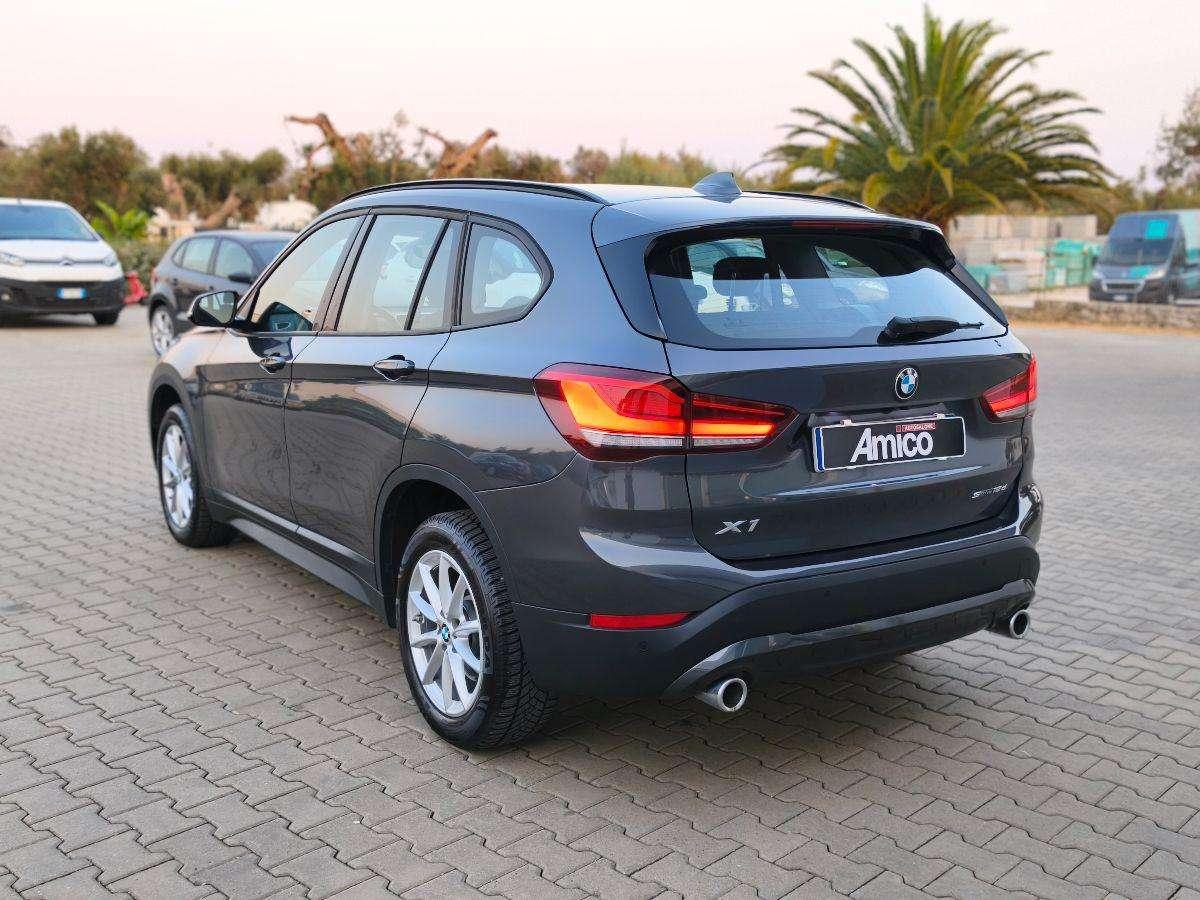 BMW X1 sDrive18d Advanced 2022