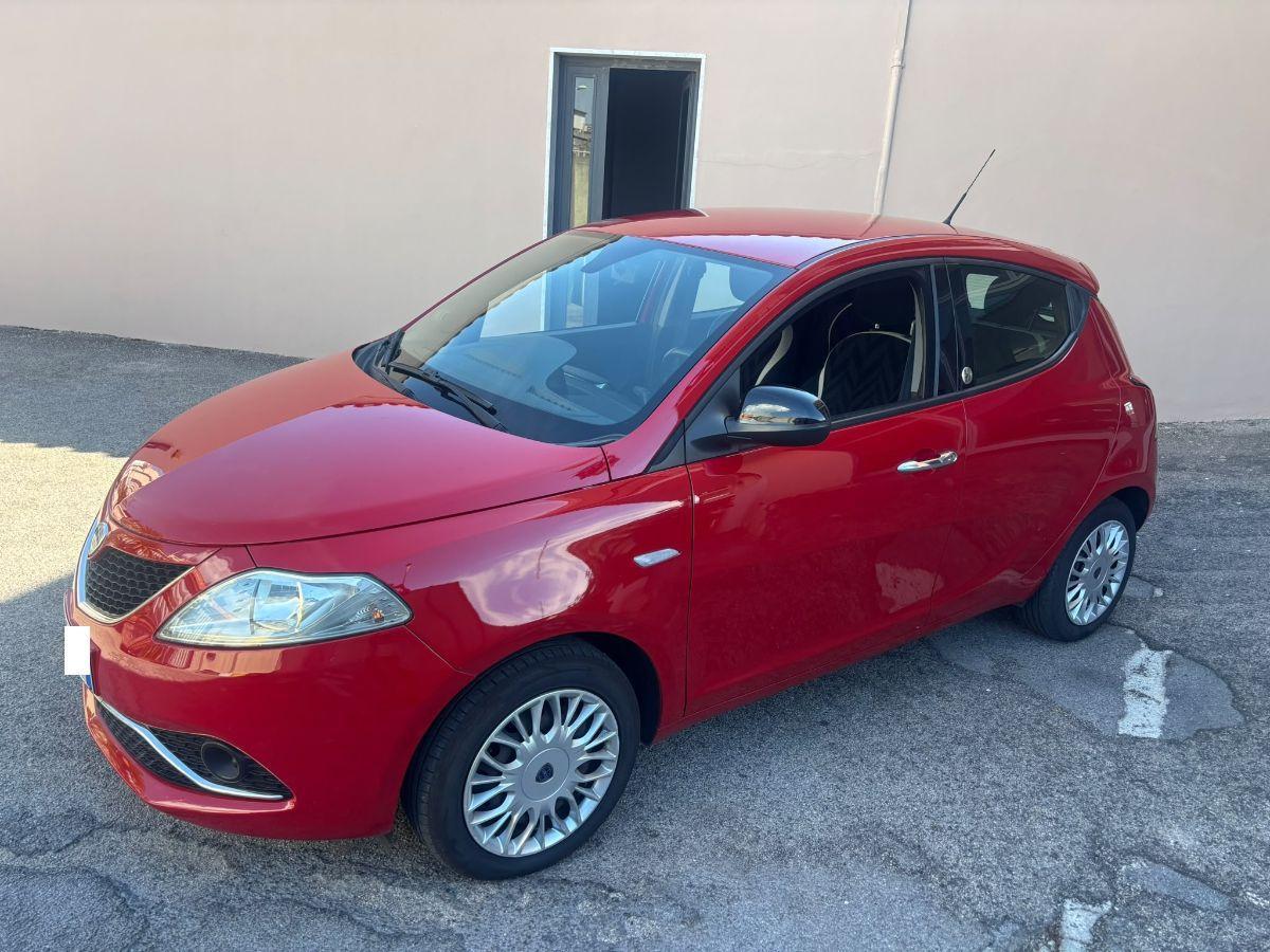 LANCIA Ypsilon 1.2 69CV 5p. GPL Ecochic Gold