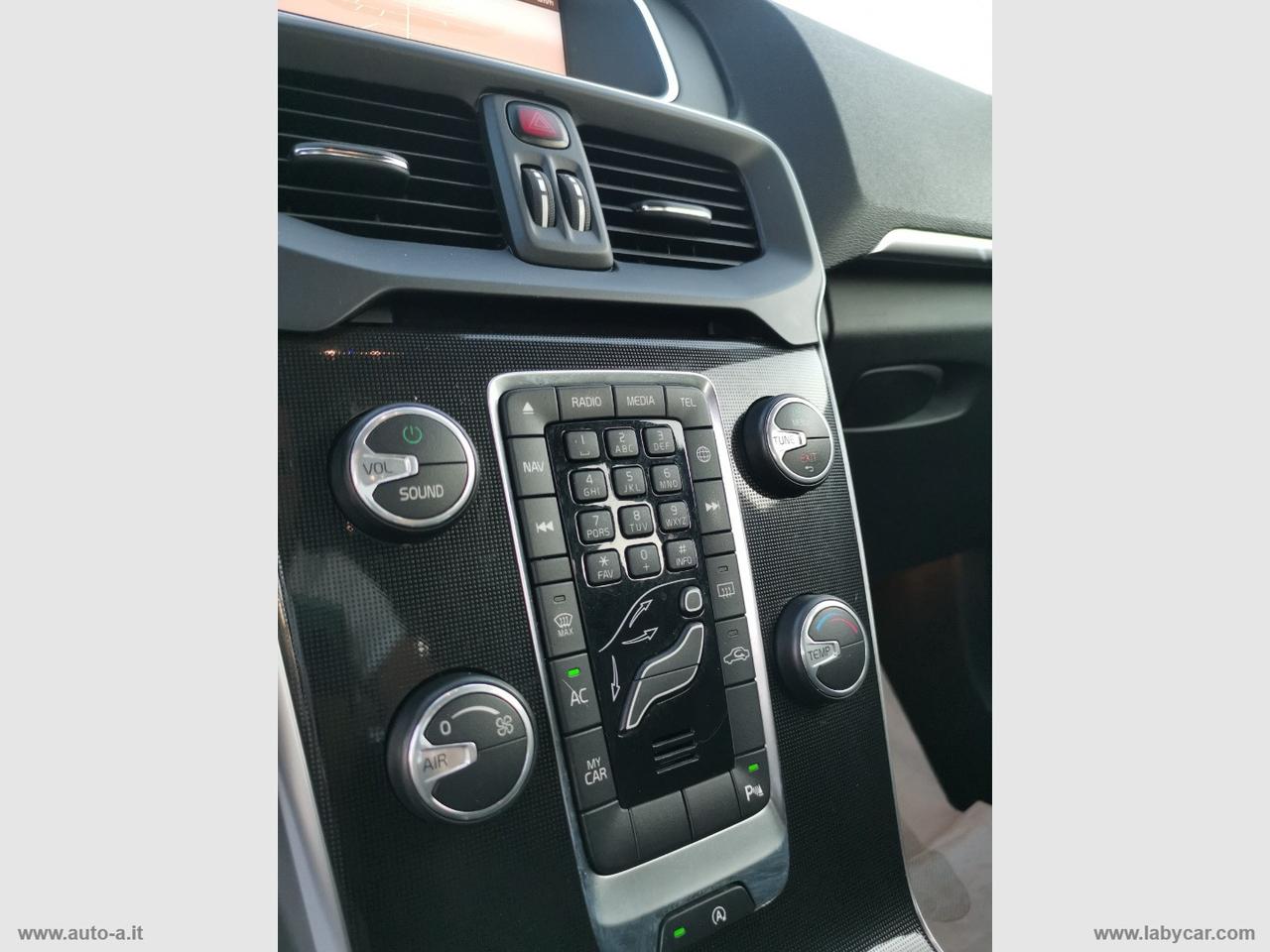 VOLVO V40 D2 Kinetic