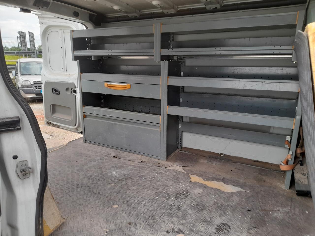 VIVARO GANCIO TRAINO