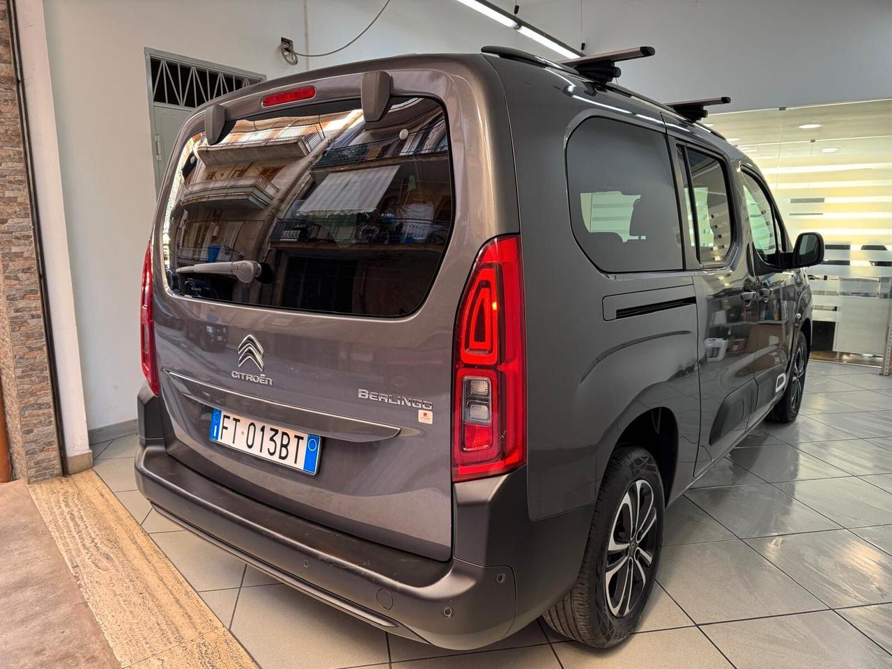 Citroen Berlingo XL 1.5 Diesel 130/cv 7 POSTI Shine