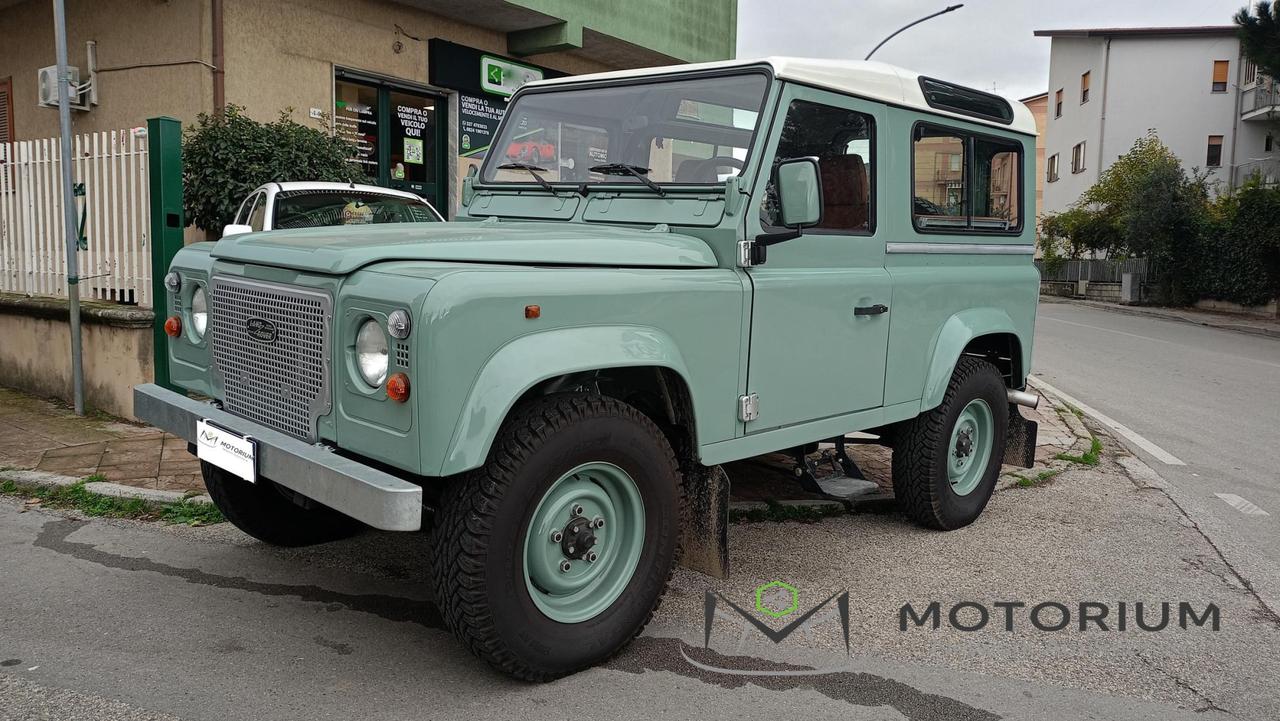 Land Rover Defender 90 2.5 Tdi 300 Heritage Style (ASI)
