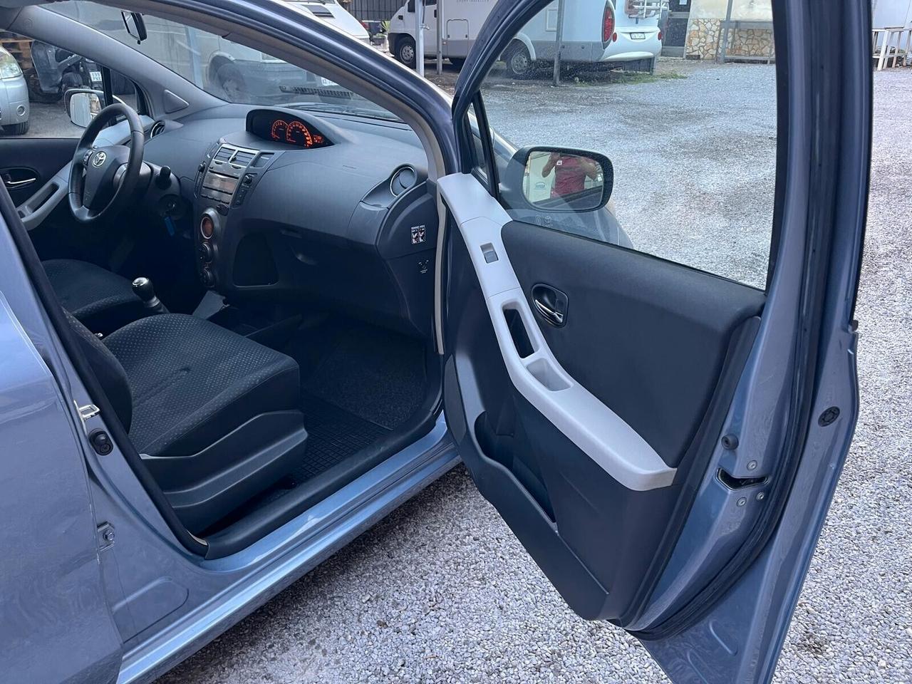 Toyota Yaris 1.0 68Cv GPL 12 MESI DI GARANZIA