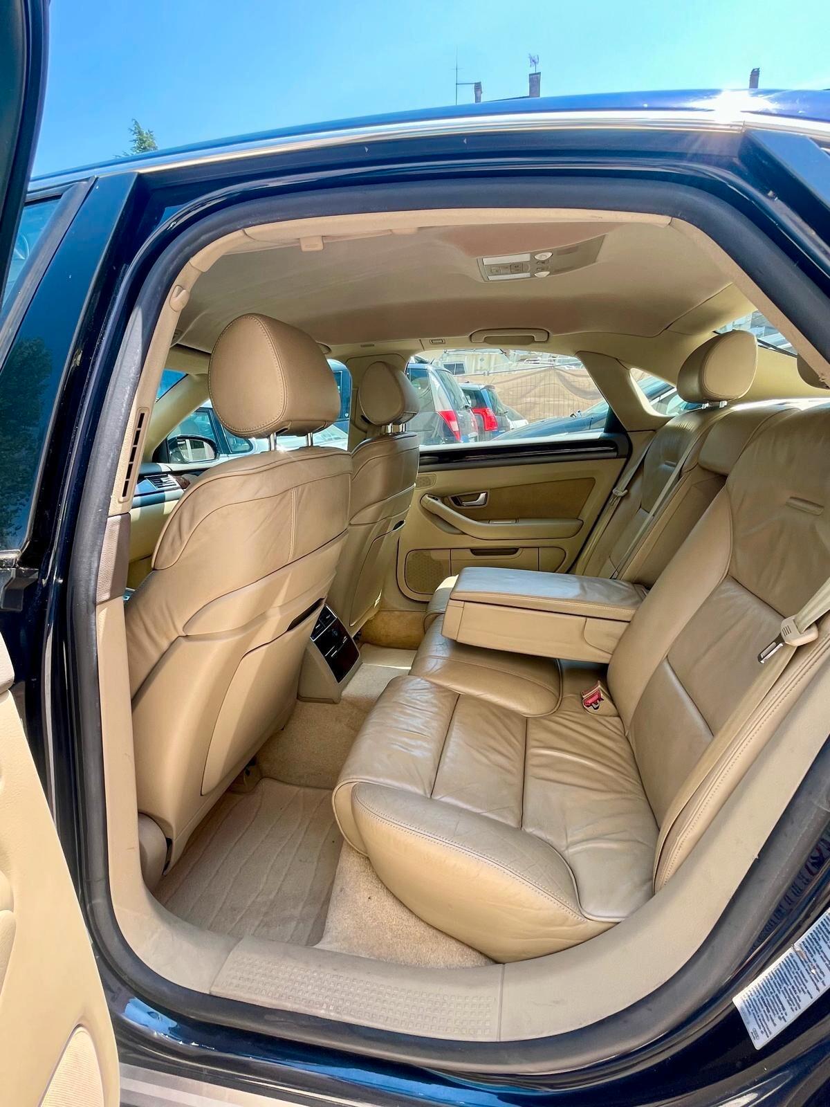 Audi A8 3.0 V6 TDI quattro tiptronic