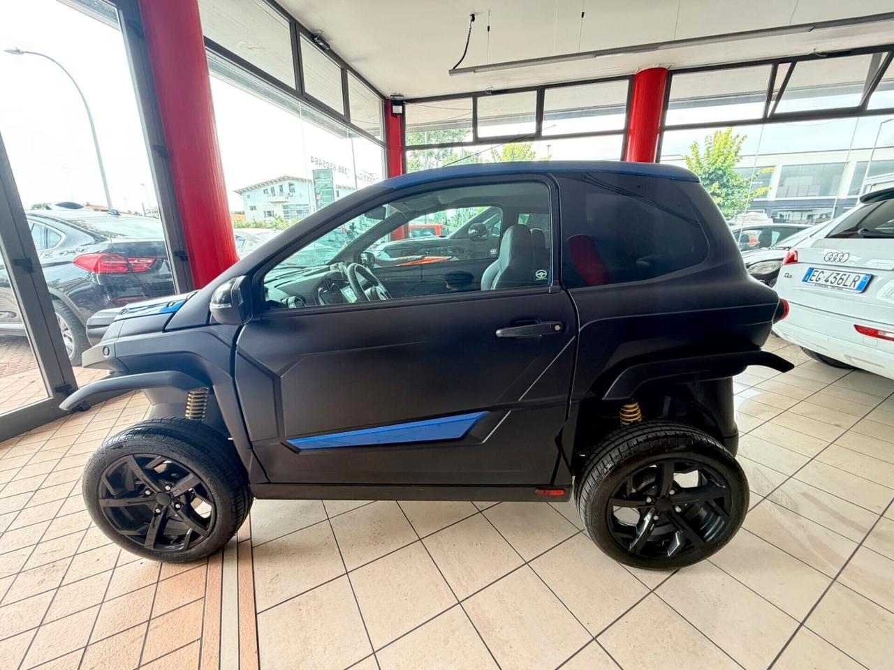 Minicar Elettrica Aixam E-Truck 9.600 km