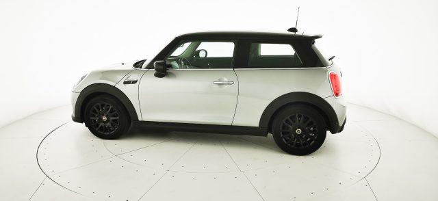MINI Cooper SE Essential