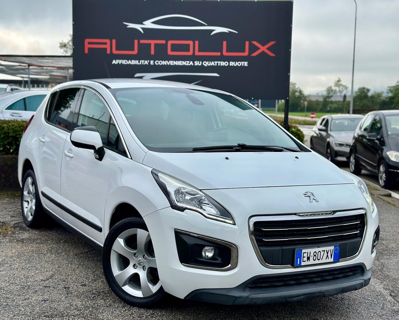 PEUGEOT 3008 1.6 HDi 115CV 2014