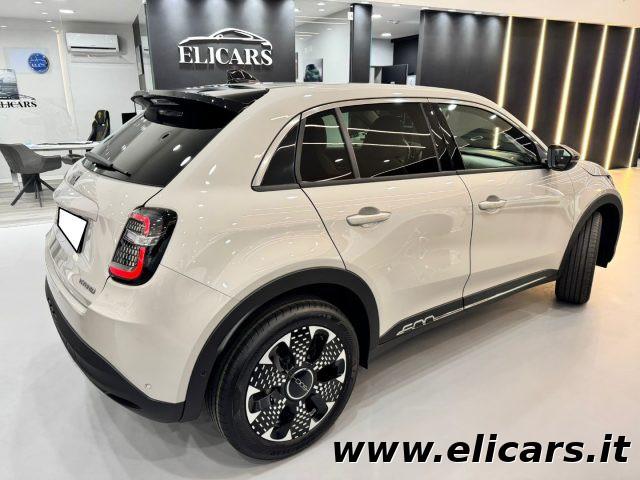 FIAT 600 Hybrid 110 CV DCT MHEV La Prima II