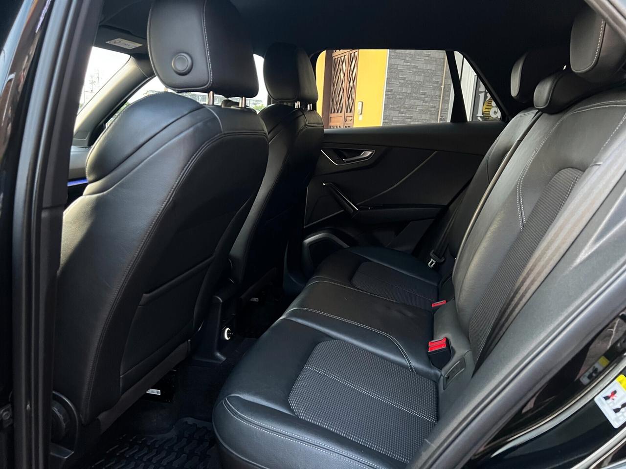 Audi Q2 30 TDI 2 X S LINE-TOTAL BLACK- 2019-FULL