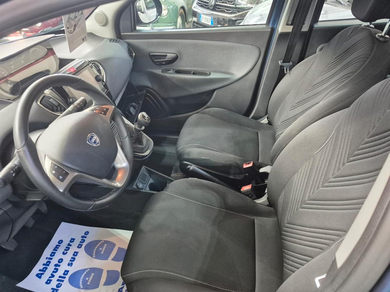 Lancia Ypsilon 1.0 hybrid gold PREZZO REALE