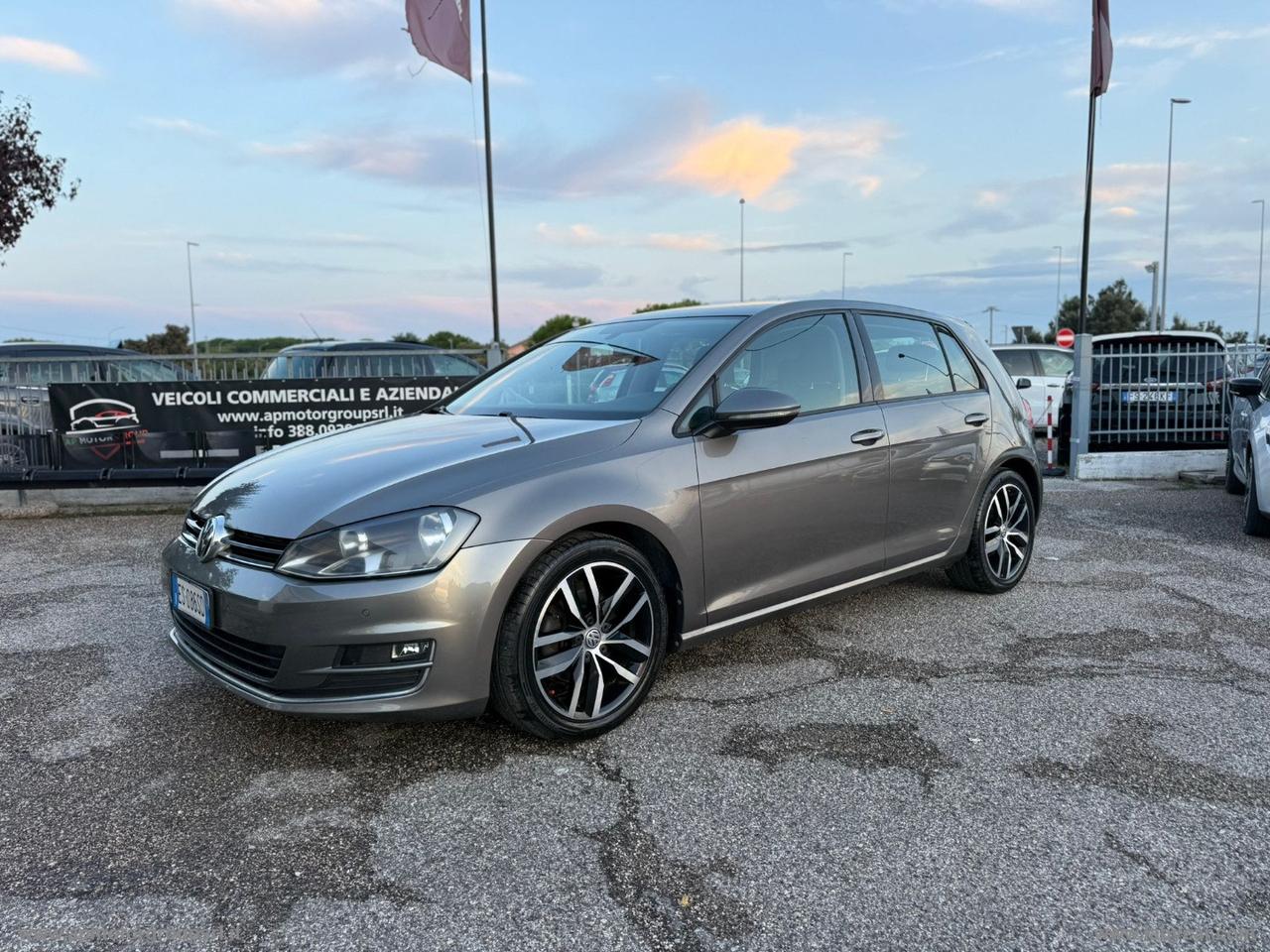 VOLKSWAGEN Golf 1.6 TDI 5 PORTE 4 MOTION BLUEMOTION TECHNOLOGY