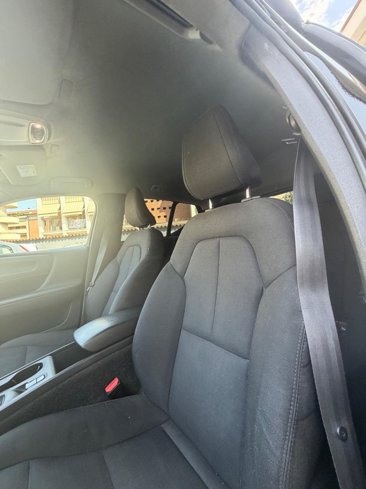 Volvo XC40 D4 AWD Geartronic Momentum