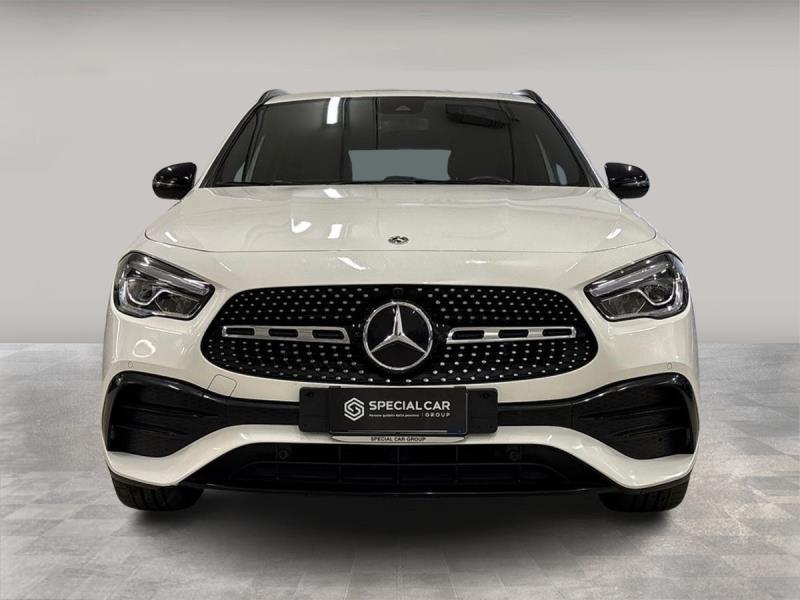 Mercedes GLA 200 200 D Premium 4Matic 8G-DCT