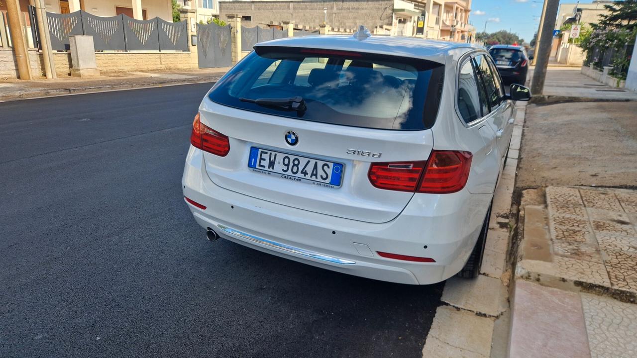 BMW 318 Touring Luxury anno 2014