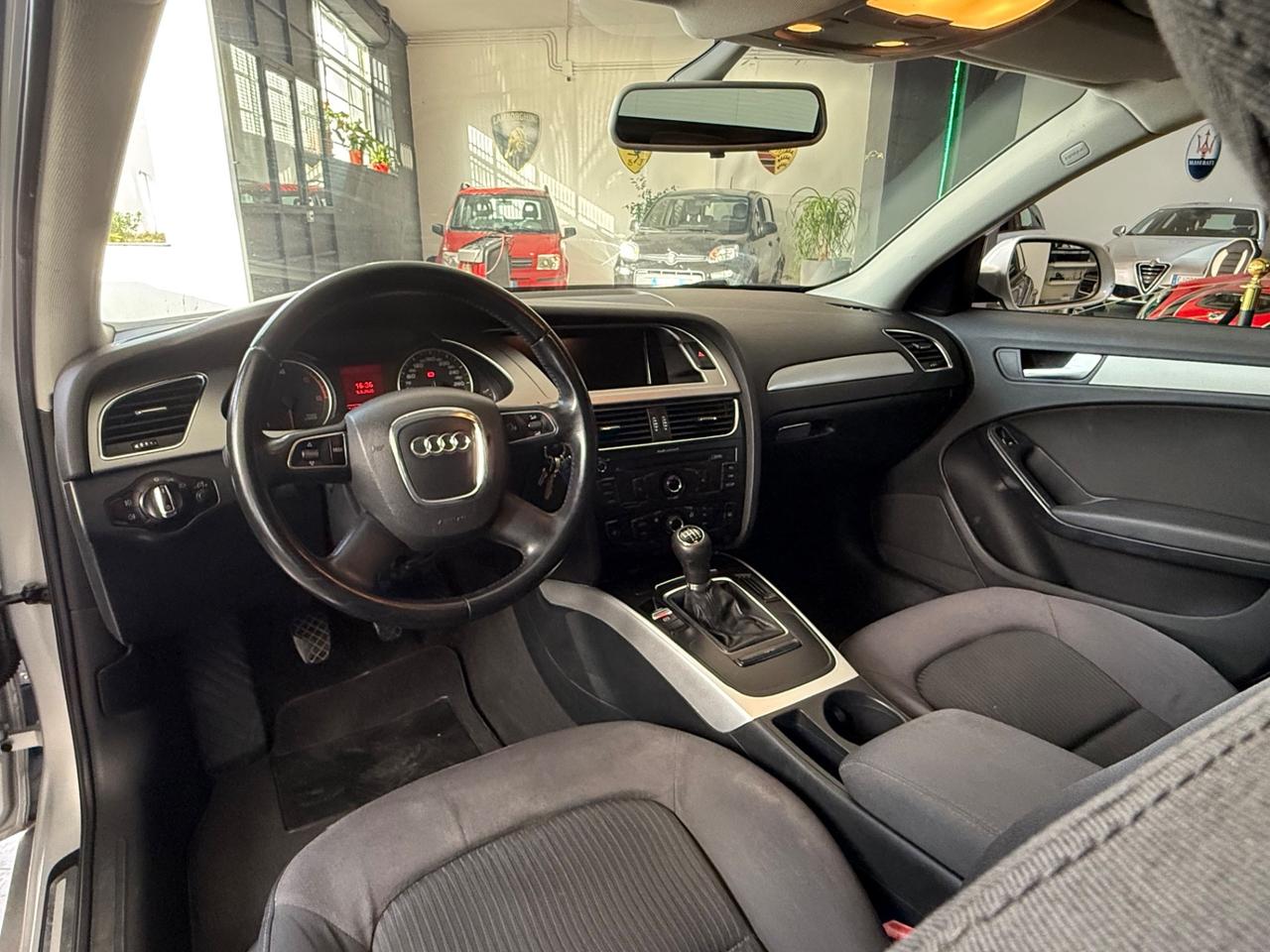 Audi A4 Avant 2.0 TDI 120CV station wagon