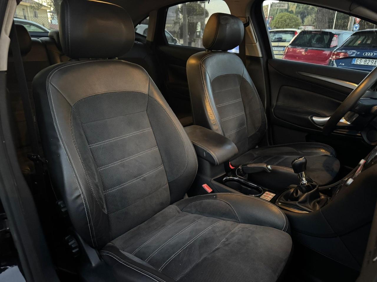 Ford Mondeo 2.0 TDCi 140 CV 5 porte Titanium Pack Premium DPF