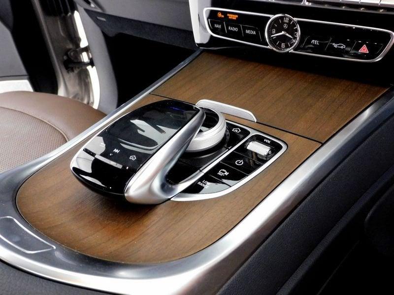 Mercedes-Benz Classe G G 400 d S.W. Premium Plus