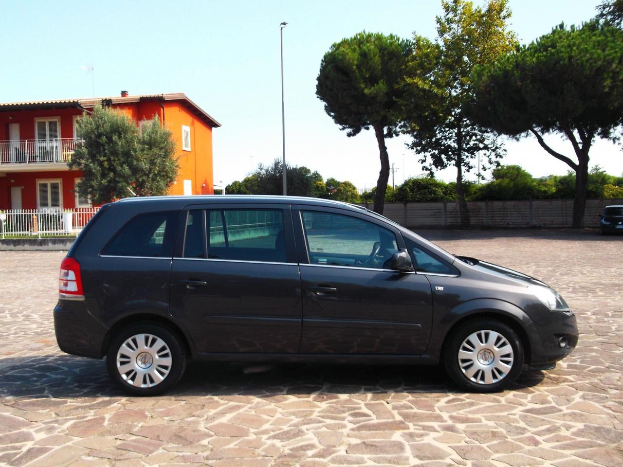 Zafira 1.6 Turbo Metano 7 Posti 2013