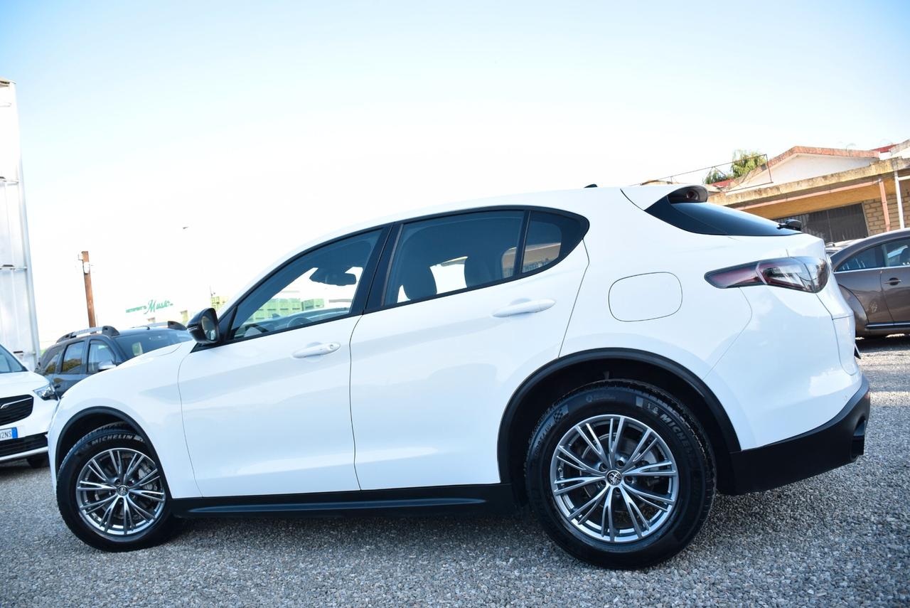 Alfa Romeo Stelvio ALFAROMEO NEW OMOLOGATA AUTOCARRO 5POSTI IVA DETR. 2.2TD 160CV AT8