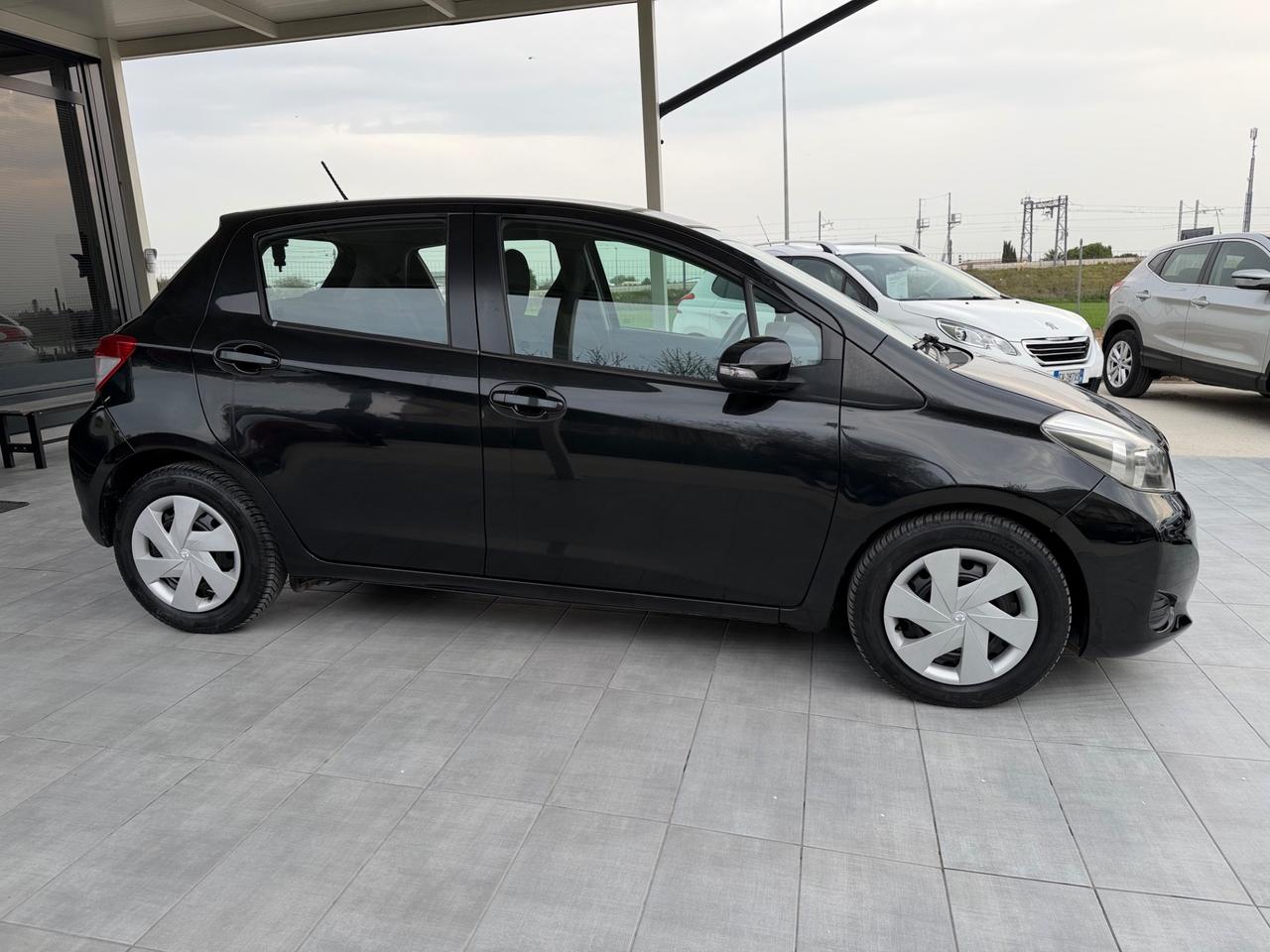 Toyota Yaris 1.4 D-4D 5 porte Active